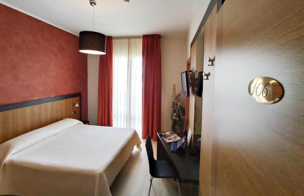 Hotel Naitendi 3*